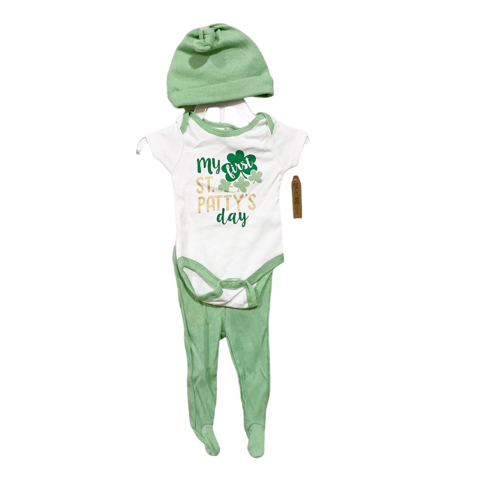 NWT Chick Pea outfit